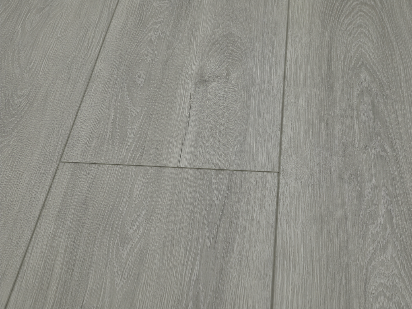 Roccia Gris spoj ploča